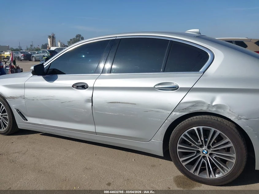 BMW 530 2.0l I, снимка 6 - Автомобили и джипове - 54389578