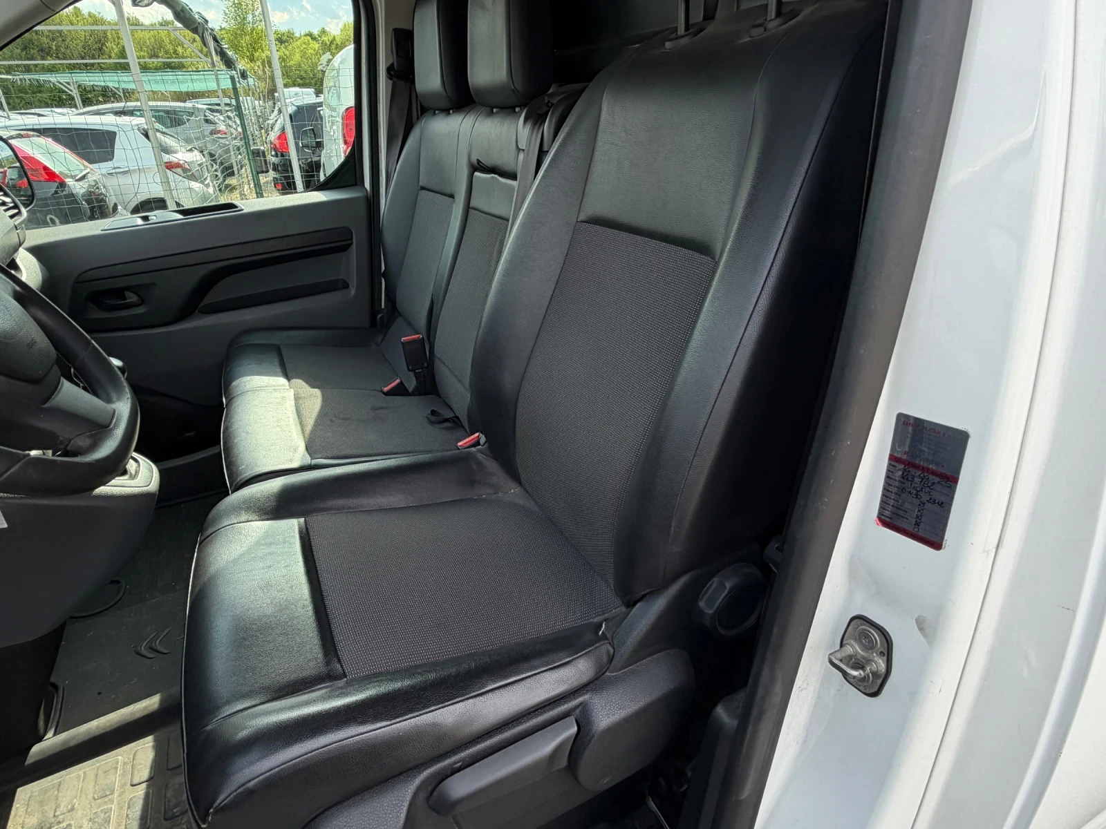 Citroen Jumpy 1.6 HDI. L 2.  156261 kilometri Top , снимка 8 - Автомобили и джипове - 54405709