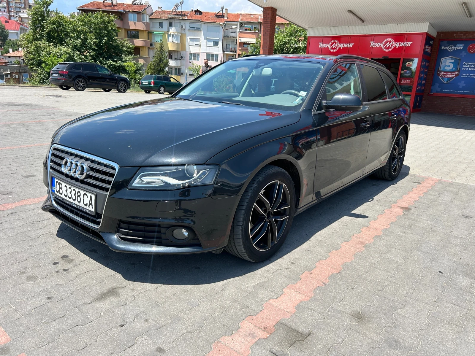 Audi A4 1.8T АВТОМАТИК, снимка 3 - Автомобили и джипове - 54743632