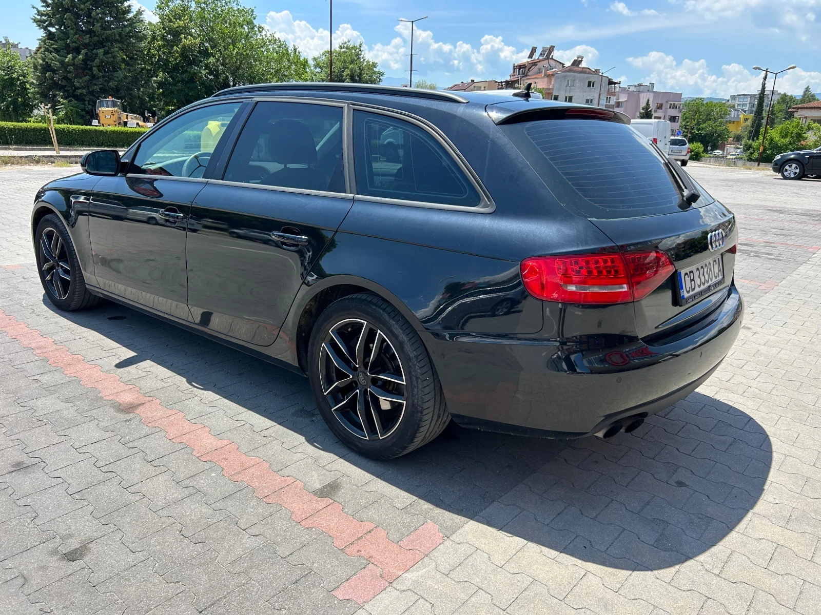 Audi A4 1.8T АВТОМАТИК, снимка 4 - Автомобили и джипове - 54743632