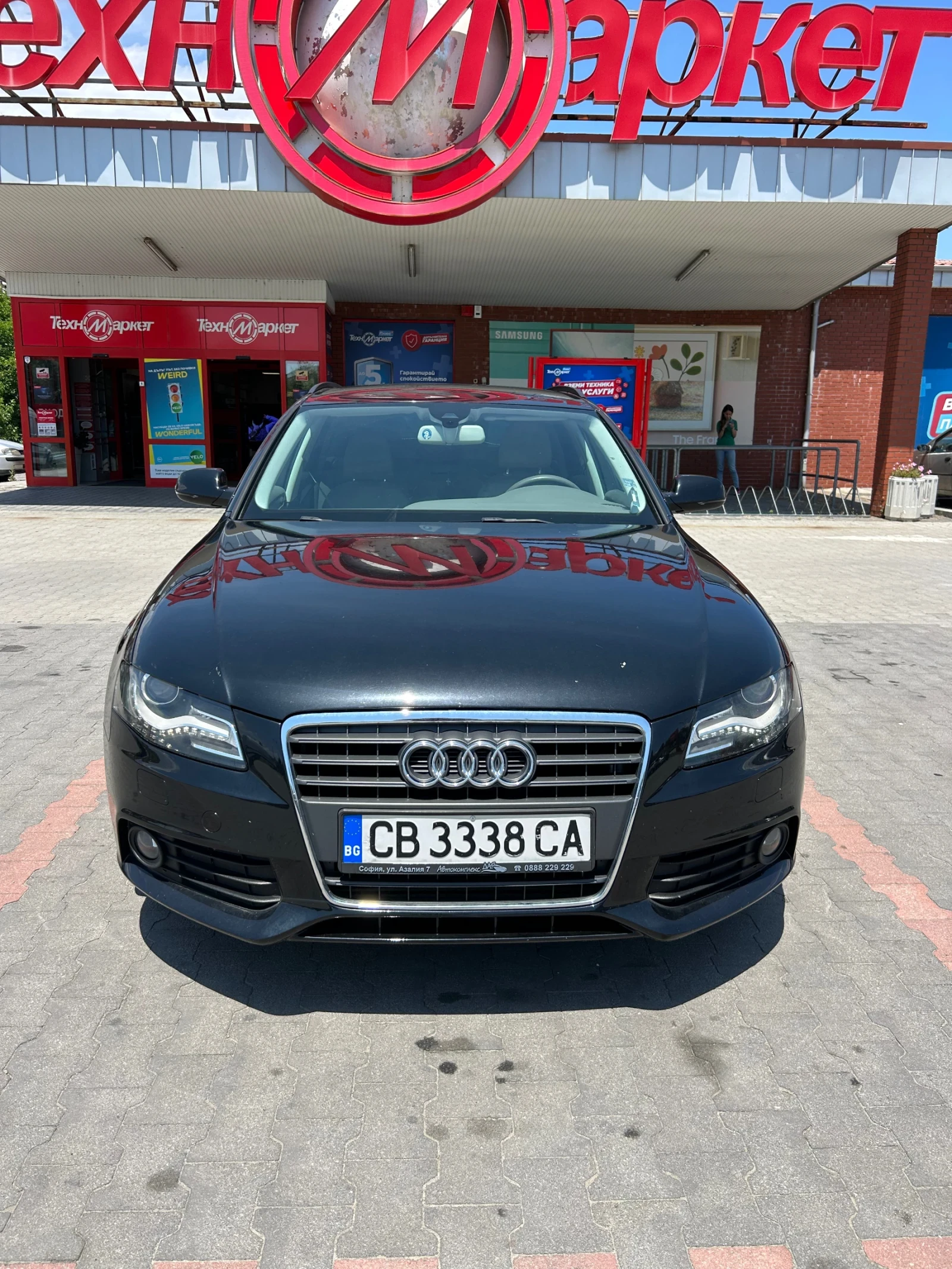 Audi A4 1.8T АВТОМАТИК, снимка 2 - Автомобили и джипове - 54743632