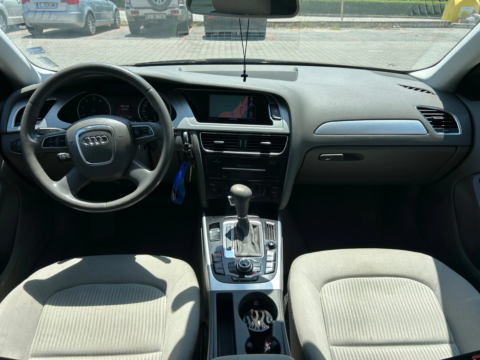 Audi A4 1.8T АВТОМАТИК, снимка 8 - Автомобили и джипове - 54743632