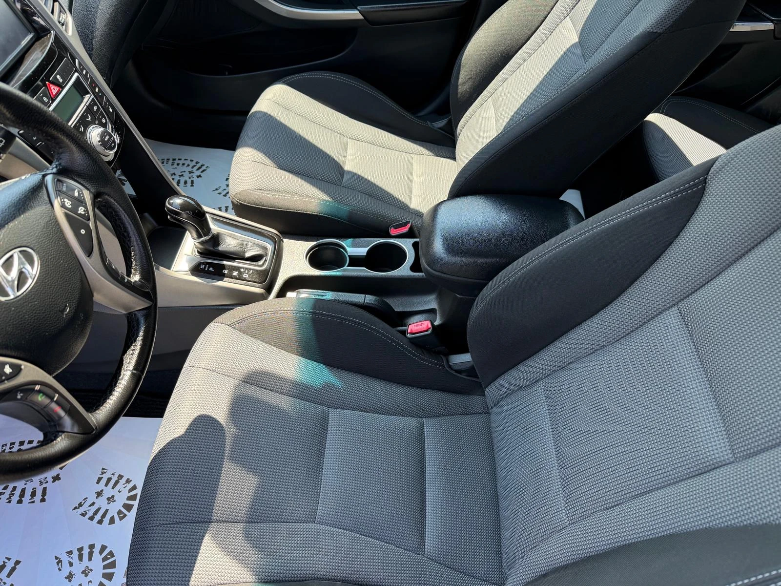 Hyundai I30, снимка 8 - Автомобили и джипове - 54824895