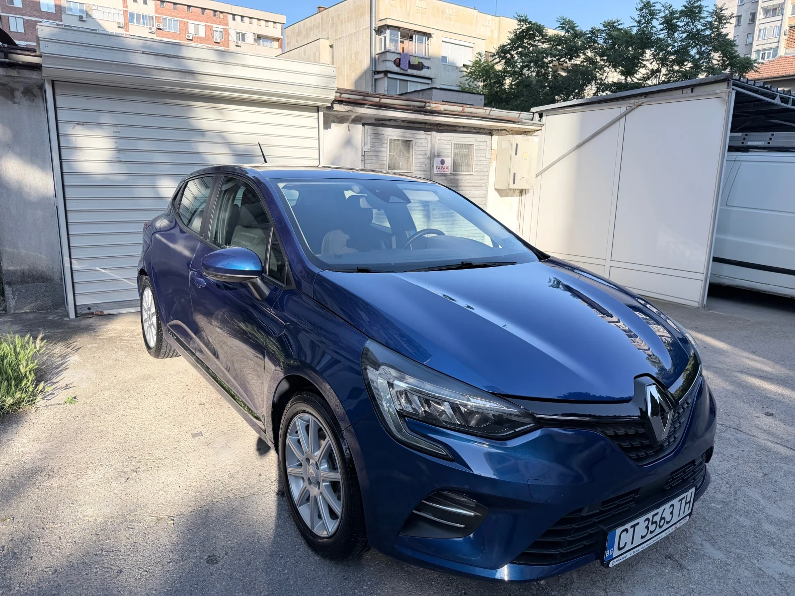 Renault Clio 1.5 DCI, снимка 2 - Автомобили и джипове - 54838497