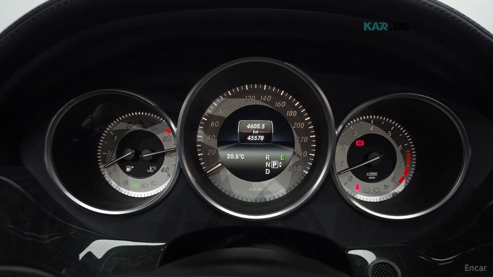 Mercedes-Benz CLS 400 КОЖА* ПОДГРЕВ* ОБДУХВ* BURMASTER* PANO* 360, снимка 8 - Автомобили и джипове - 54900774