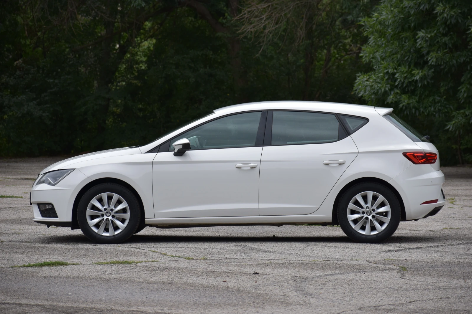 Seat Leon 1.5TSI Style, снимка 8 - Автомобили и джипове - 55430277