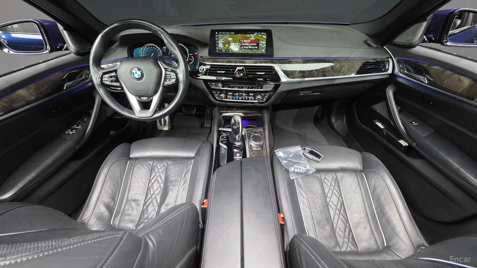BMW 530 M* ОБДУХВАНЕ* ПОДГРЕВ* 360 КАМЕРА* HEADUP* HARMAN, снимка 6 - Автомобили и джипове - 55478093