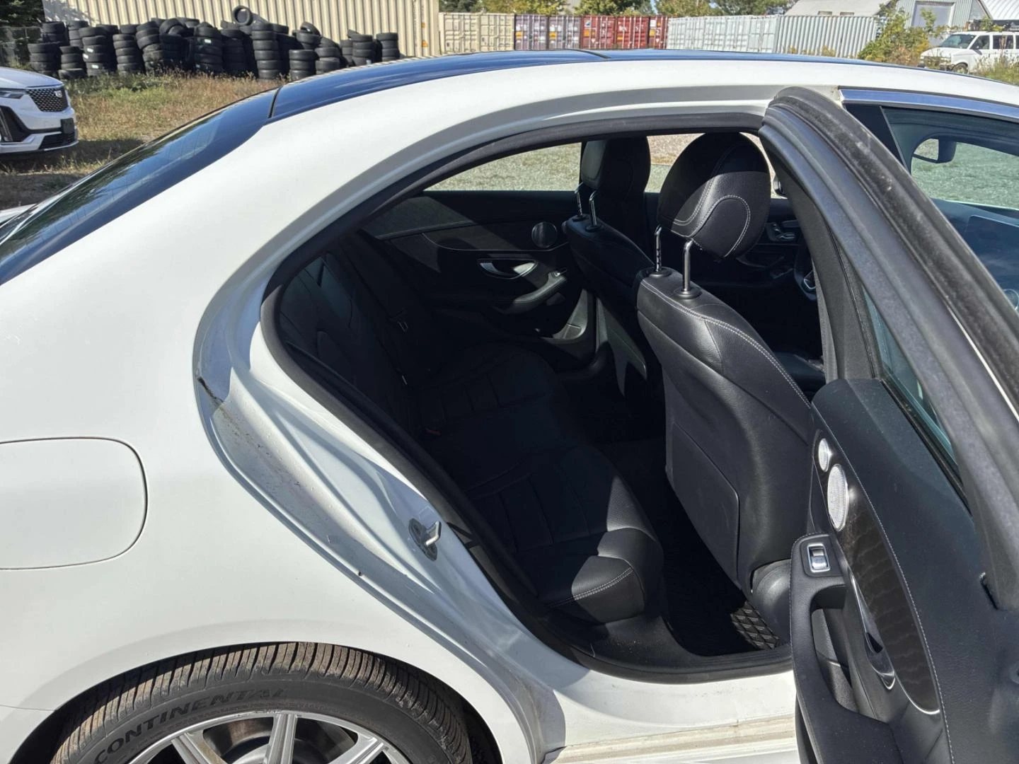 Mercedes-Benz C 400 AMG-pack* Burmester* Камера* Подгрев* Пано, снимка 13 - Автомобили и джипове - 56227958