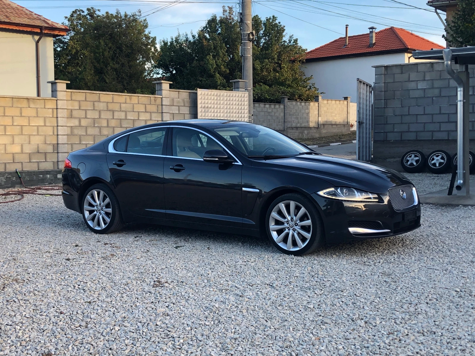 Jaguar Xf 3.0D ШВЕЙЦАРИЯ, снимка 7 - Автомобили и джипове - 56364586