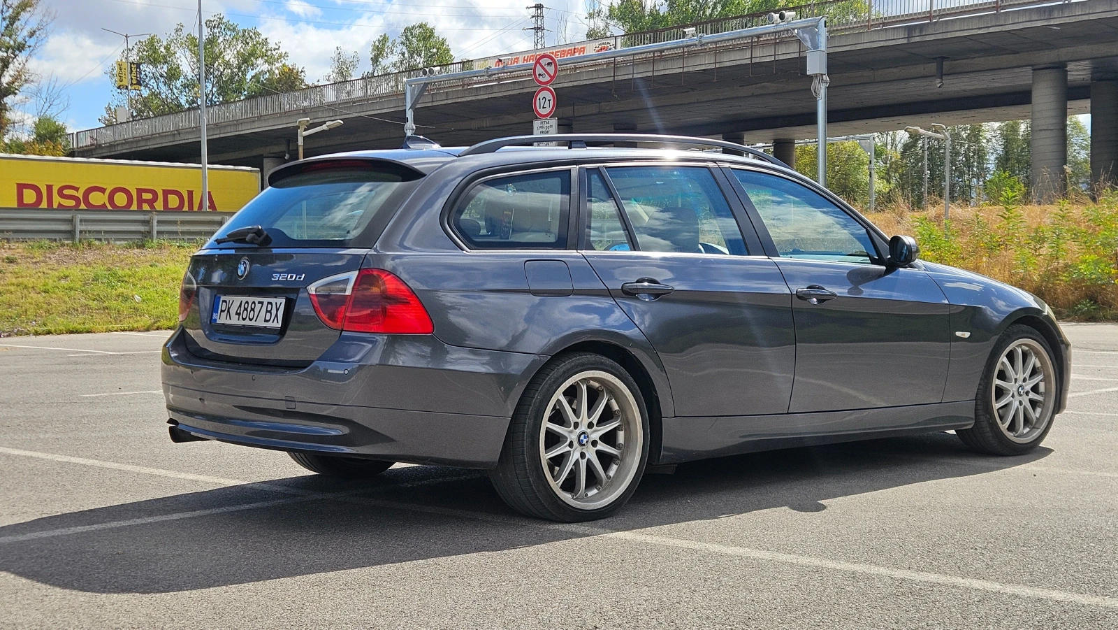 BMW 320, снимка 3 - Автомобили и джипове - 56469819