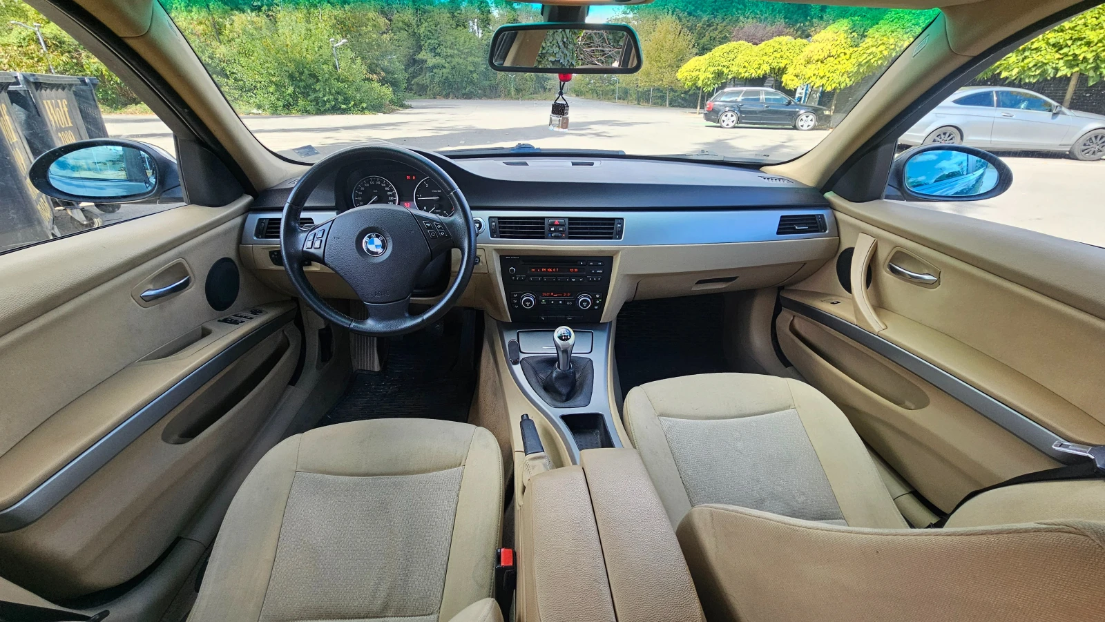 BMW 320, снимка 6 - Автомобили и джипове - 56469819