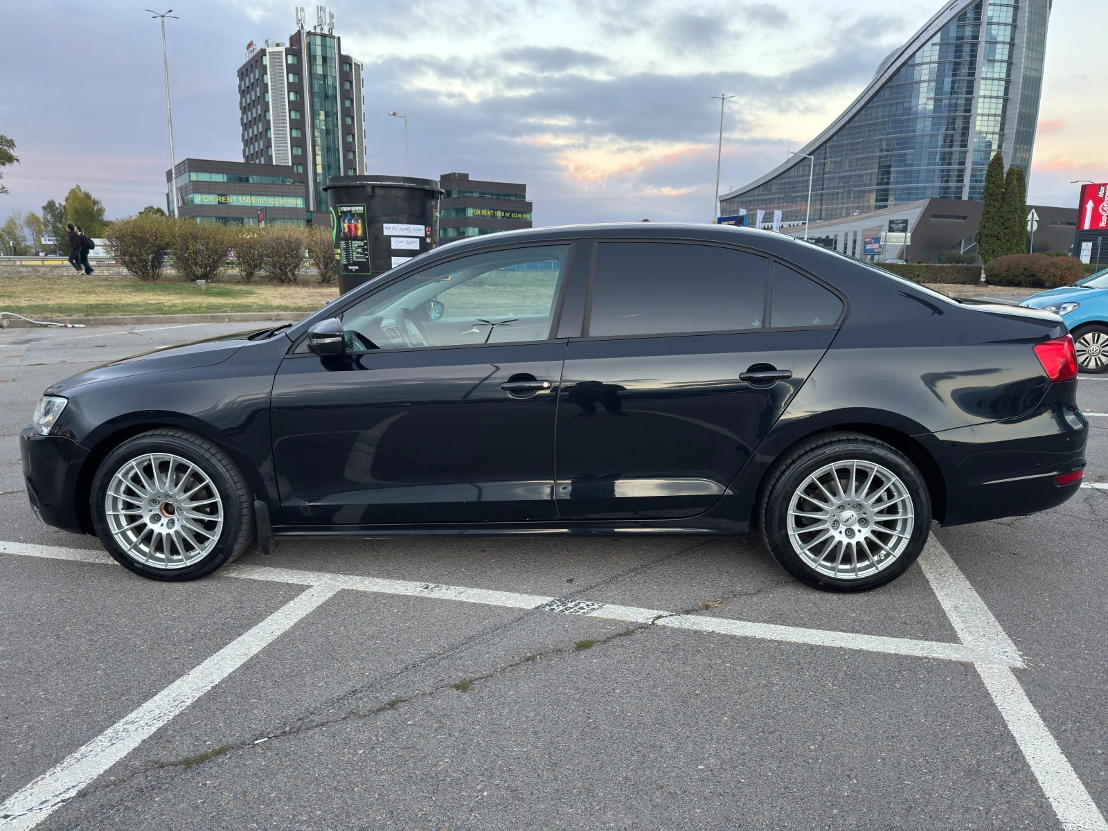 VW Golf Jetta 125, 000km, снимка 8 - Автомобили и джипове - 56555327