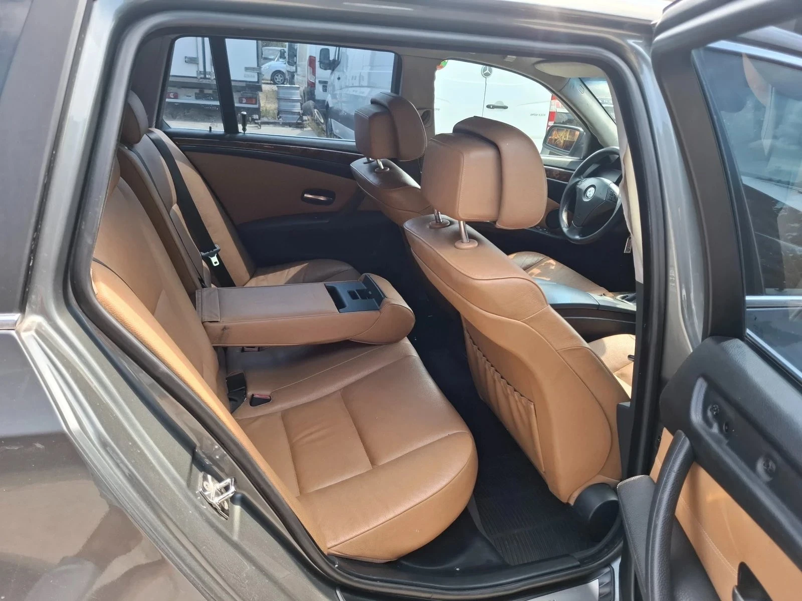 BMW 525, снимка 9 - Автомобили и джипове - 56570272