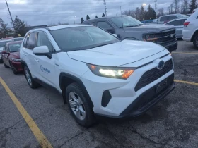 Toyota Rav4 * HYBRID LE * CARFAX * БЕЗ ПЪРВОНАЧАЛНА * , снимка 2