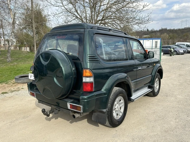 Toyota Land cruiser 3.0TDI 125k., снимка 3 - Автомобили и джипове - 45702181