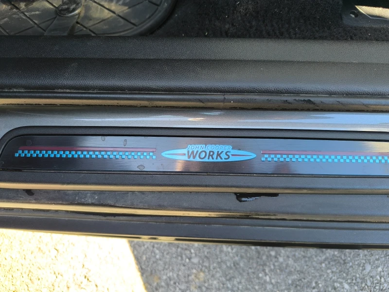 Mini Countryman SE ALL 4, снимка 4 - Автомобили и джипове - 52808862