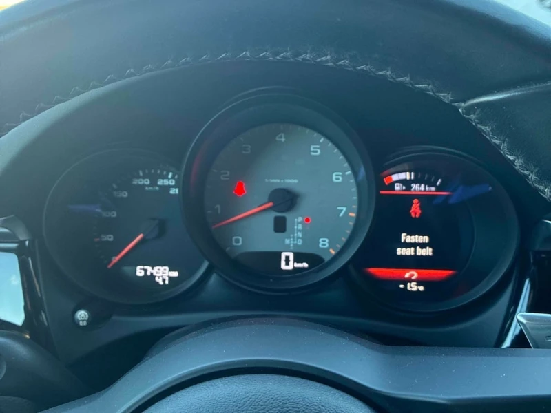 Porsche Macan 2020 S * CARFAX * БЕЗ ПЪРВОНАЧАЛНА ВНОСКА, снимка 8 - Автомобили и джипове - 53099358