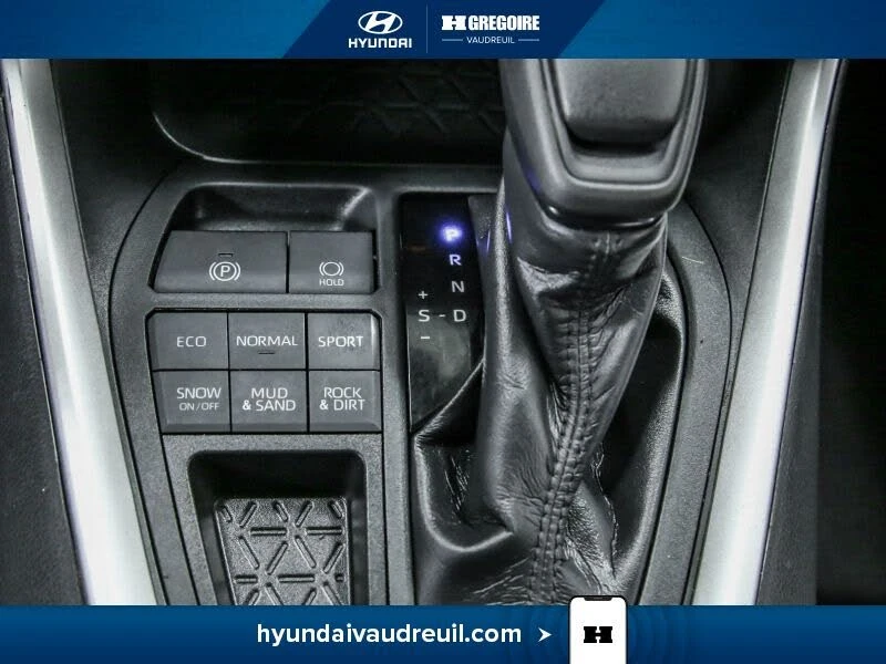 Toyota Rav4 LE AWD - изображение 8