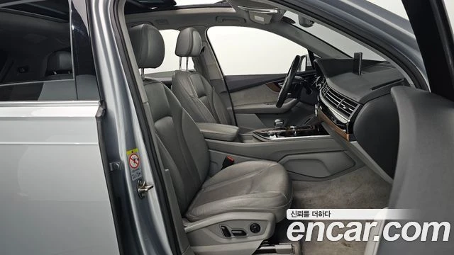 Audi Q7 35 TDI Quattro Premium Tech | Цена до България, снимка 6 - Автомобили и джипове - 53993797