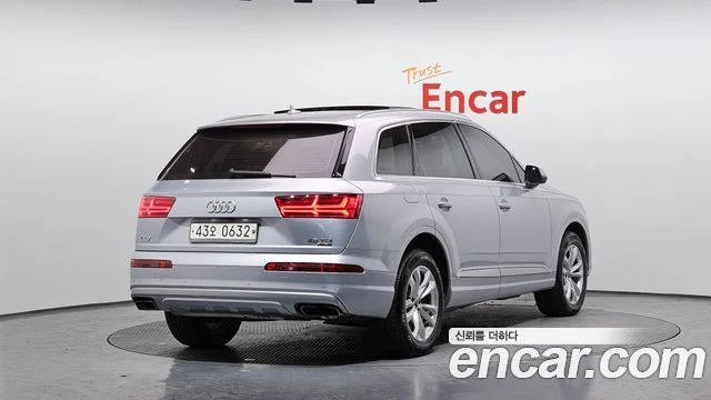 Audi Q7 35 TDI Quattro Premium Tech | Цена до България, снимка 2 - Автомобили и джипове - 53993797