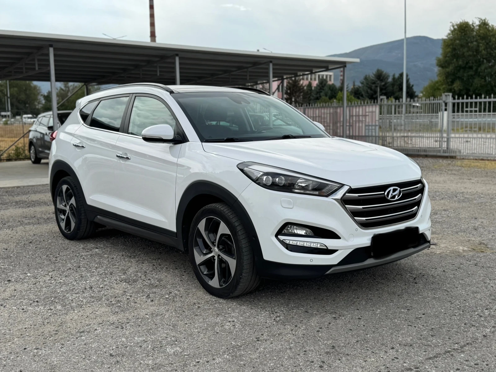 Hyundai Tucson 2.0CRDI 4WD Vertex FULL, снимка 1