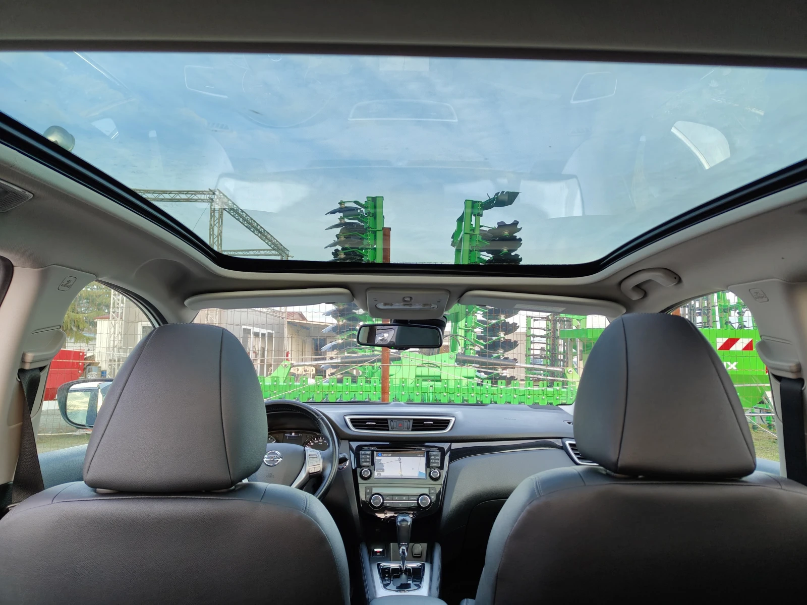 Nissan Qashqai 1.6 DCI ������ (360) * ����* NAVI* FUL | Mobile.bg � ����������� 14