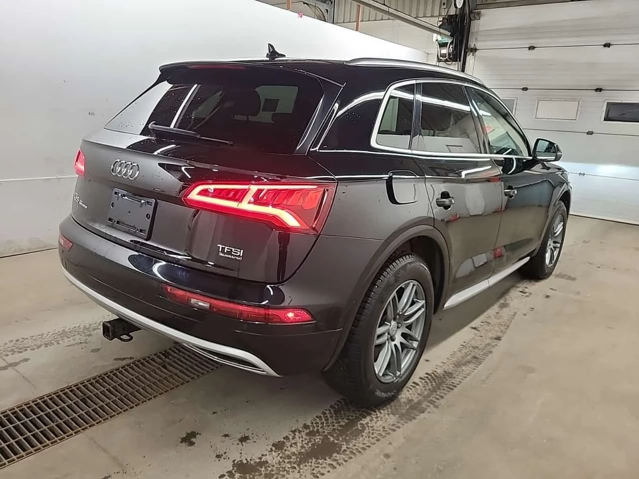 Audi Q5  CARFAX /CAMERA/ ПОДГРЕВИ, снимка 3 - Автомобили и джипове - 53820257