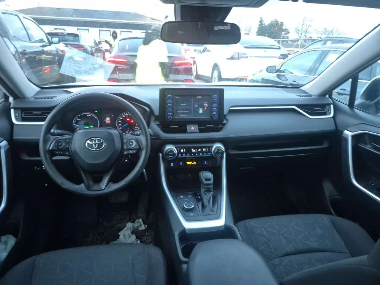 Toyota Rav4 * HYBRID LE * CARFAX * БЕЗ ПЪРВОНАЧАЛНА * , снимка 10 - Автомобили и джипове - 53819587