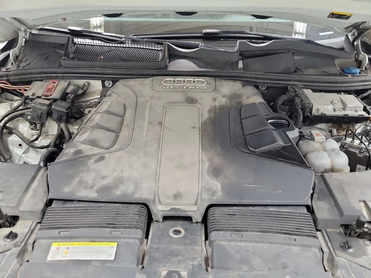 Audi Q7 * TECHNIK * CARFAX * ЦЕНА ДО БГ, снимка 16 - Автомобили и джипове - 54441297