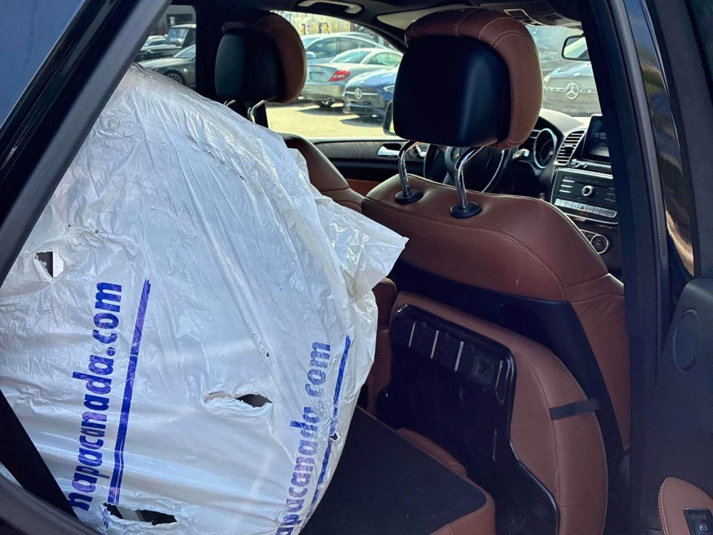 Mercedes-Benz GLE 350 AMG-pkg| Distronic| Massage| Обдух| 360| AIRMATIC, снимка 11 - Автомобили и джипове - 54699754