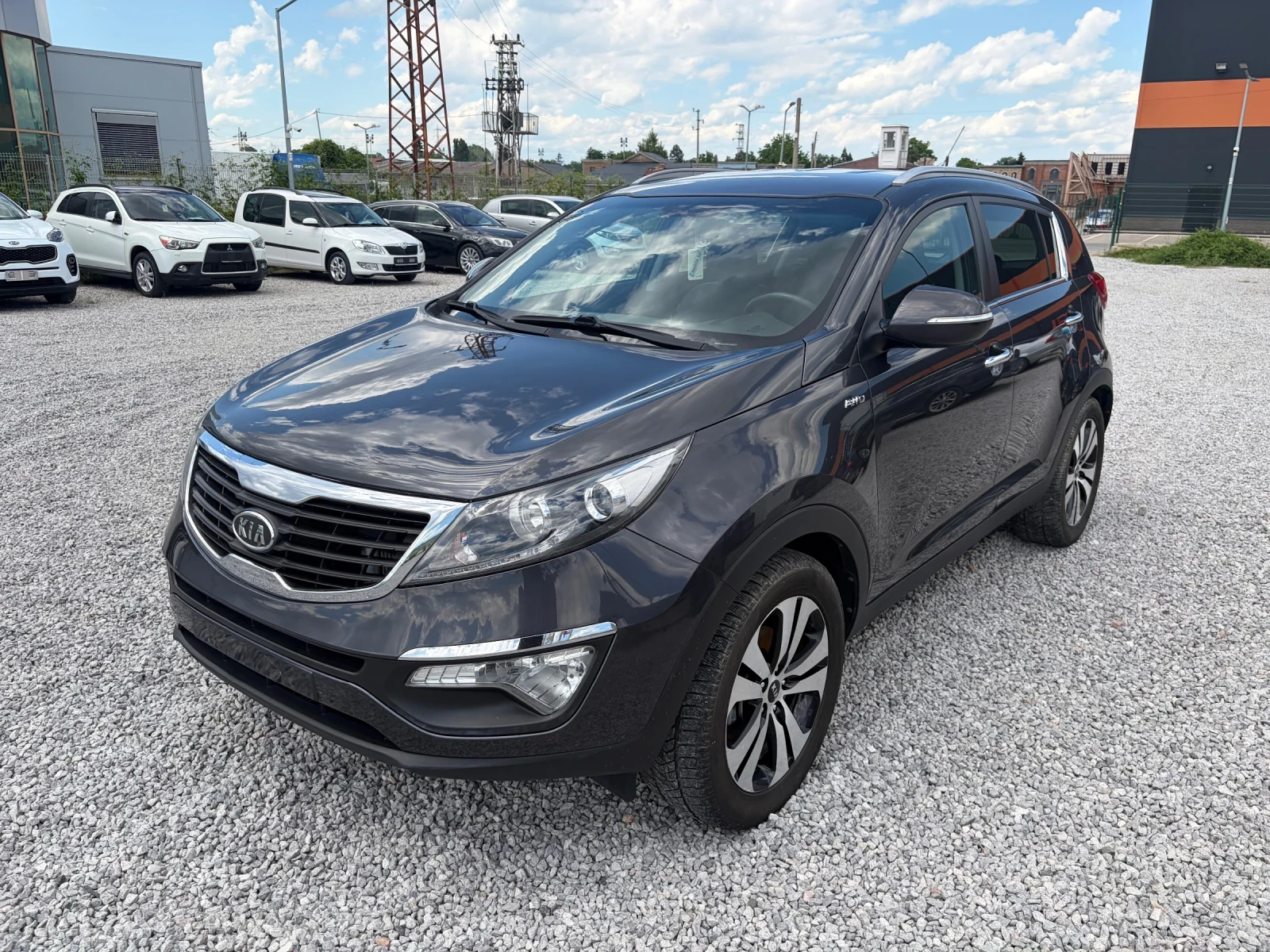 Kia Sportage 2.0CRDI-136k.c.Active-4WD, снимка 2 - Автомобили и джипове - 54914355