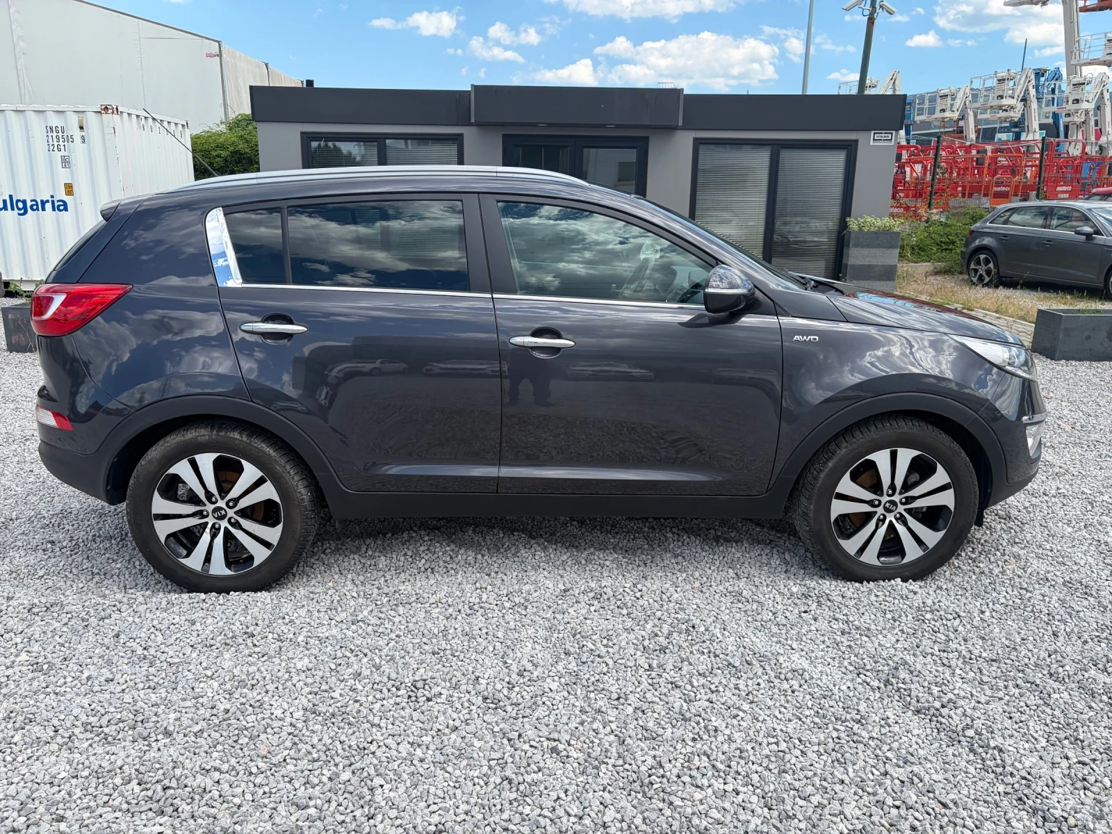Kia Sportage 2.0CRDI-136k.c.Active-4WD, снимка 7 - Автомобили и джипове - 54914355