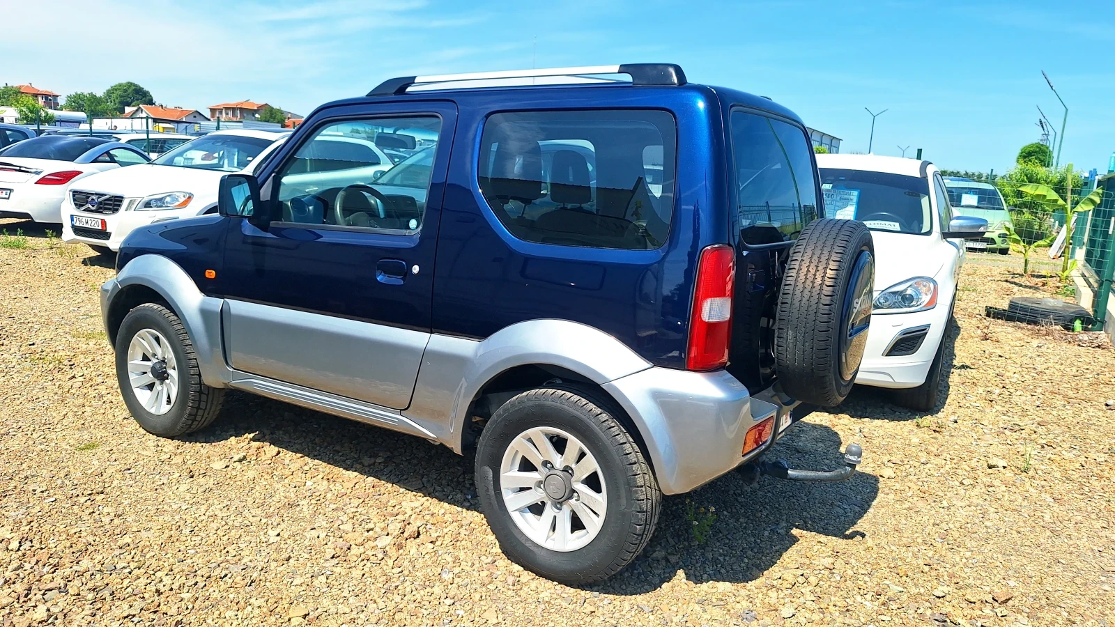 Suzuki Jimny 1.3i, снимка 8 - Автомобили и джипове - 55177735