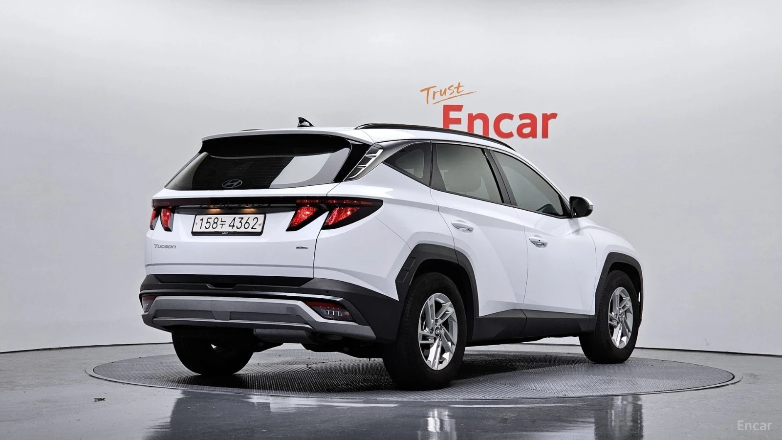 Hyundai Tucson Modern* 4WD* ПОДГРЕВ* ОБДУХВАНЕ* КАМЕРА* , снимка 3 - Автомобили и джипове - 55595285