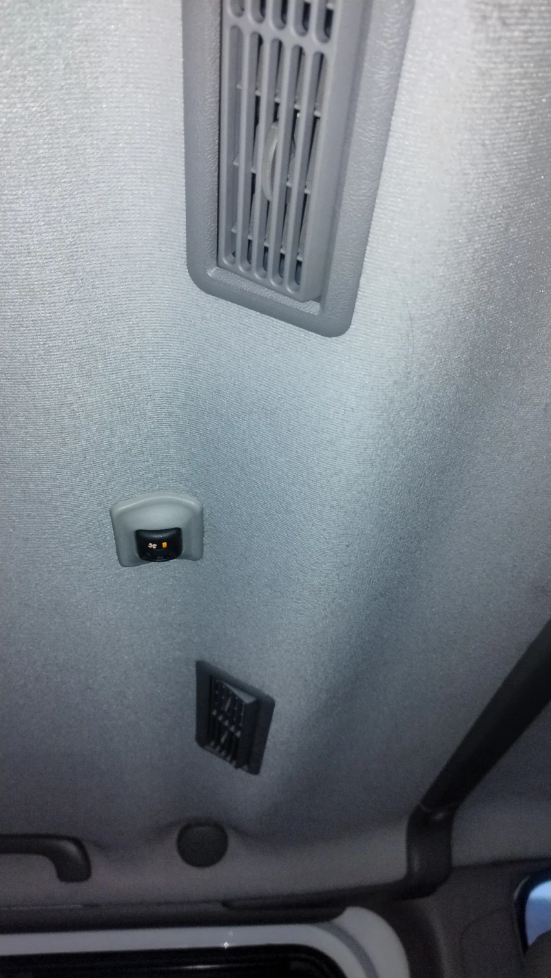 Renault Trafic 2.5CDTI-157000 km, снимка 10 - Бусове и автобуси - 52872005