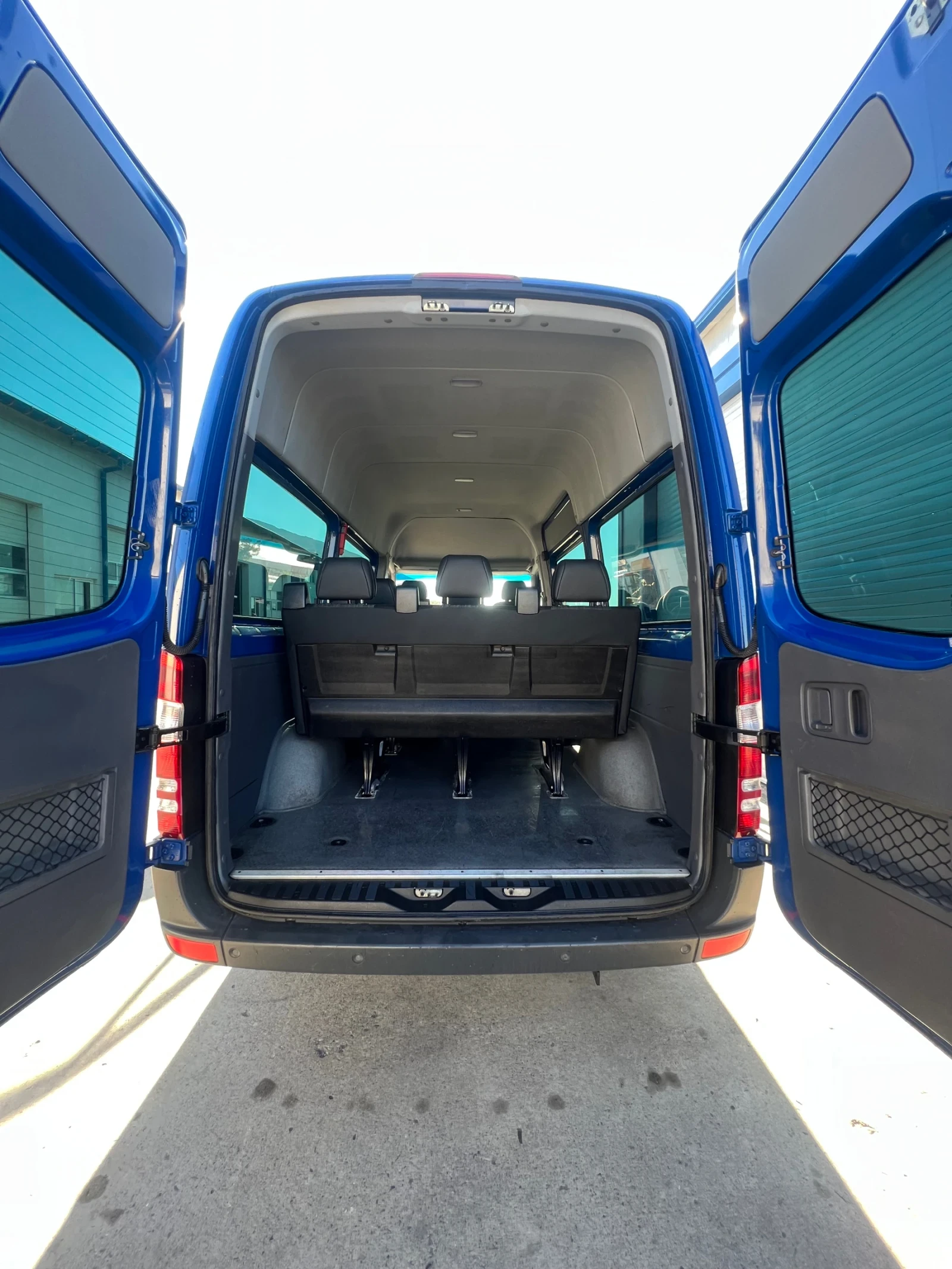 Mercedes-Benz Sprinter 313 8+ 1 места / Климатроник / Оригинален вид! - изображение 7