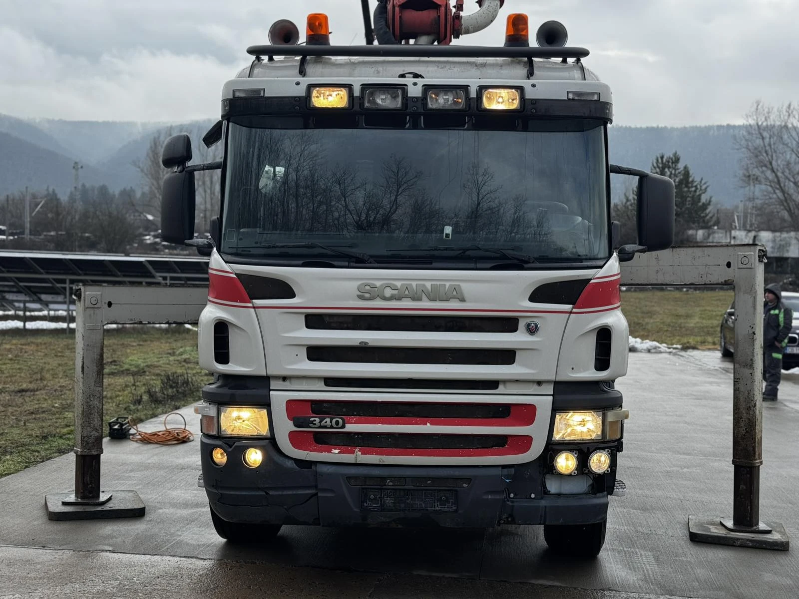 Бетон помпа Scania R340 - изображение 2