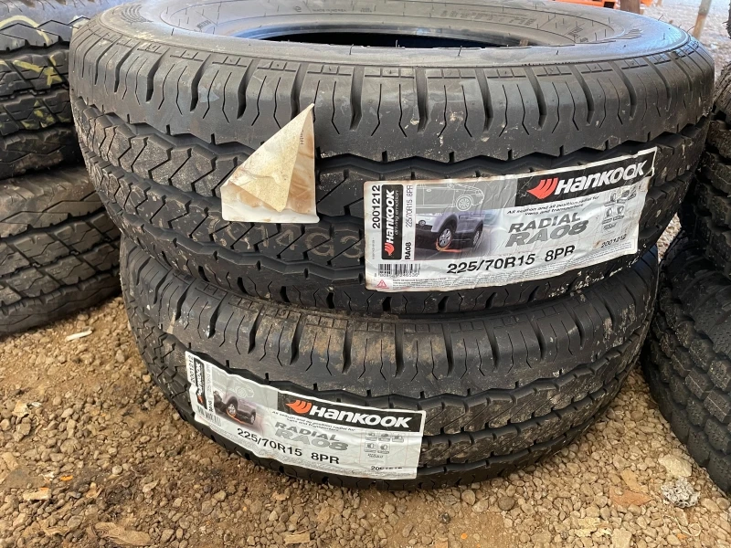 Гуми Всесезонни 225/70R15, снимка 12 - Гуми и джанти - 37285605