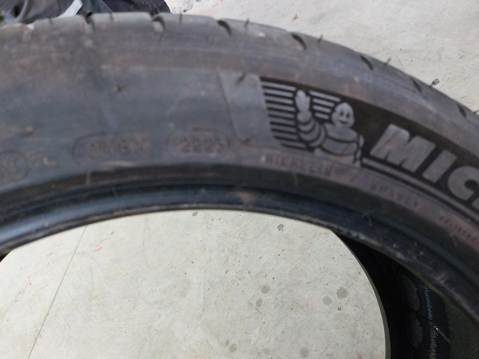 ���� 235/45R18 | Mobile.bg � ����������� 5