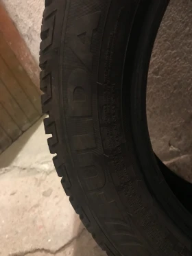 Гуми Всесезонни 205/55R16, снимка 2 - Гуми и джанти - 48689512