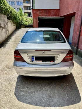 Mercedes-Benz C 220, снимка 3