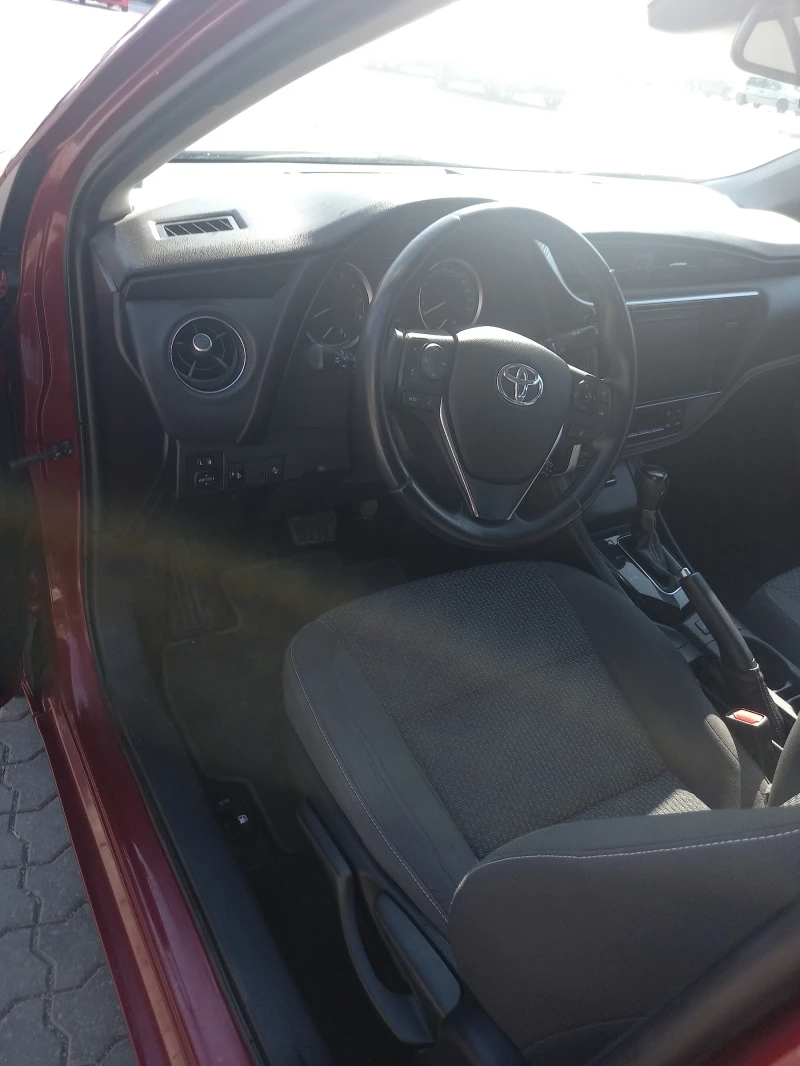 Toyota Corolla, снимка 8 - Автомобили и джипове - 47622925