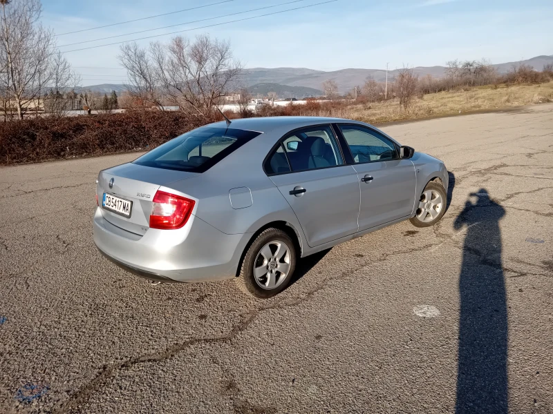 Skoda Rapid 1.6 tdi , снимка 2 - Автомобили и джипове - 48409480