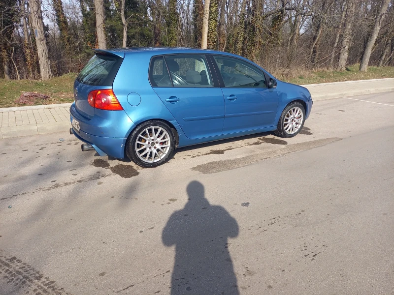 VW Golf 2.0tdi, снимка 2 - Автомобили и джипове - 49130493