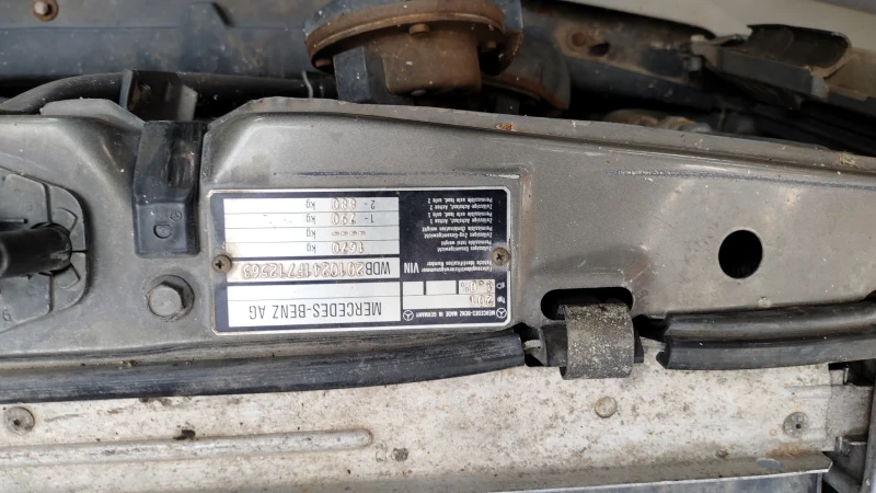 Mercedes-Benz 190, снимка 7 - Автомобили и джипове - 52645469