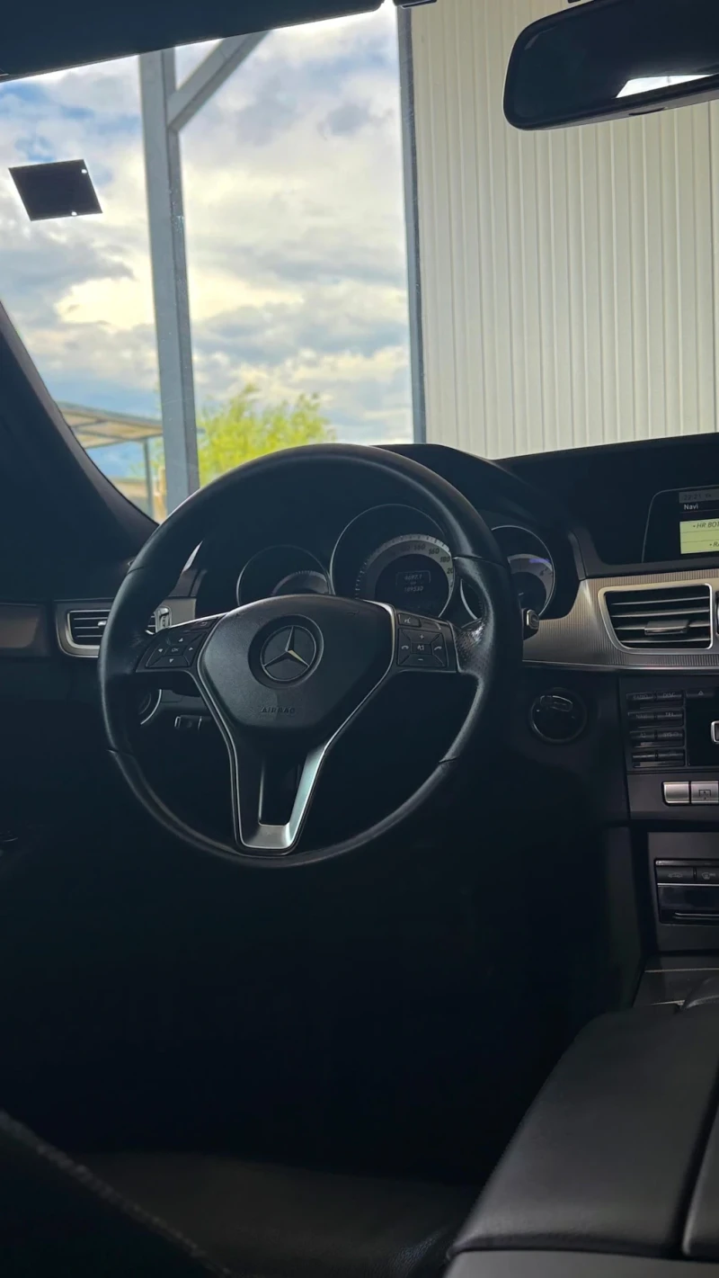 Mercedes-Benz E 350 6.3 AMG ПАКЕТ ТОП СЪСТОЯНИЕ, снимка 7 - Автомобили и джипове - 50808423