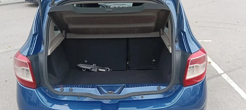 Dacia Sandero  0.9 TCe Turbo, снимка 13 - Автомобили и джипове - 52151107