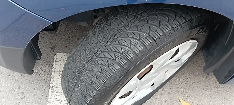 Dacia Sandero  0.9 TCe Turbo, снимка 12 - Автомобили и джипове - 52151107