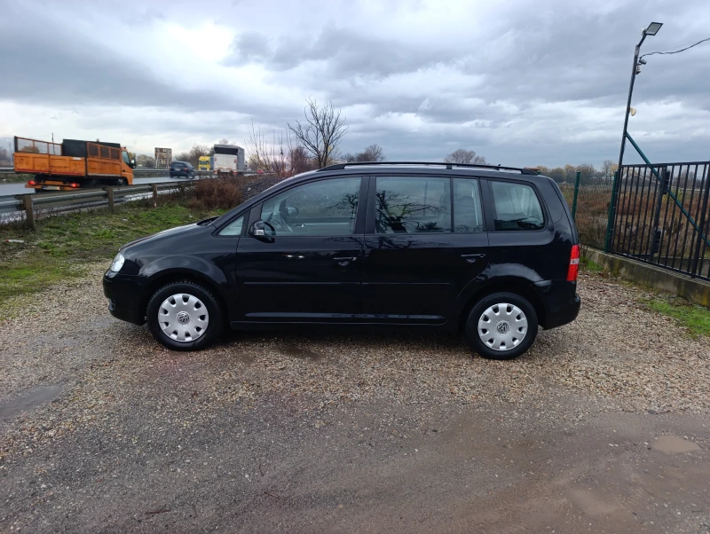 VW Touran 1.6i-116кс.БЕНЗИН, снимка 4 - Автомобили и джипове - 52471445