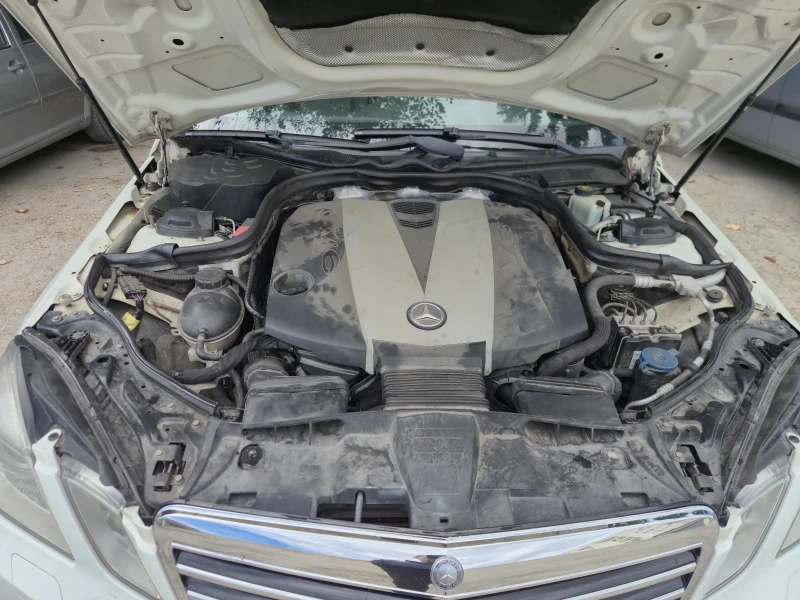 Mercedes-Benz E 350 E350 CDI 4Matic, снимка 12 - Автомобили и джипове - 52552979